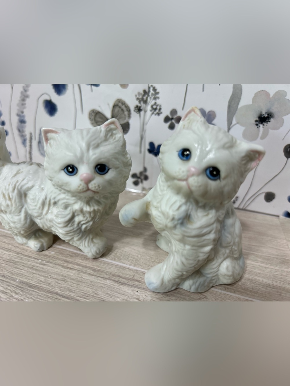 Vintage HOMCO 1413 White Persian Kitten Figurines Pair
